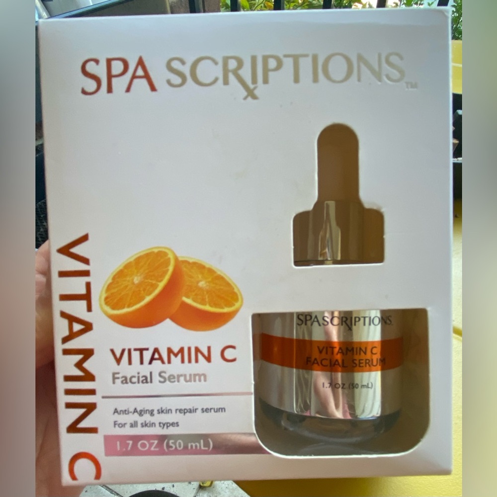 Spa Scriptions vitamin C facial serum